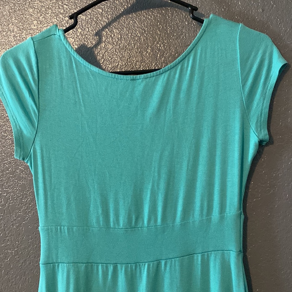 ✨5 for $25✨ Promesa green dress - Picture 8 of 12